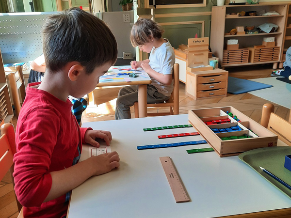 Primary school Montessori house Brussels mathematics area