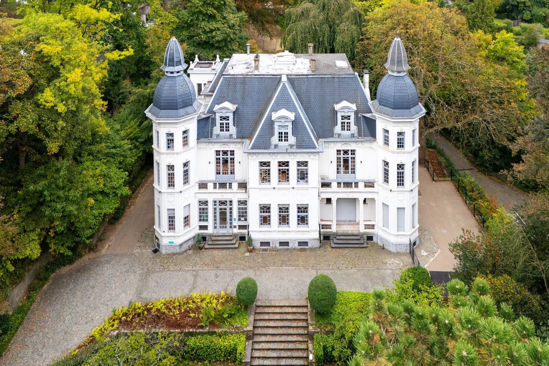 Ace of Brussels -le chateau